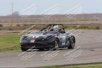 media/Jan-15-2023-CalClub SCCA (Sun) [[40bbac7715]]/Group 6/Qualifying (Sweeper)/